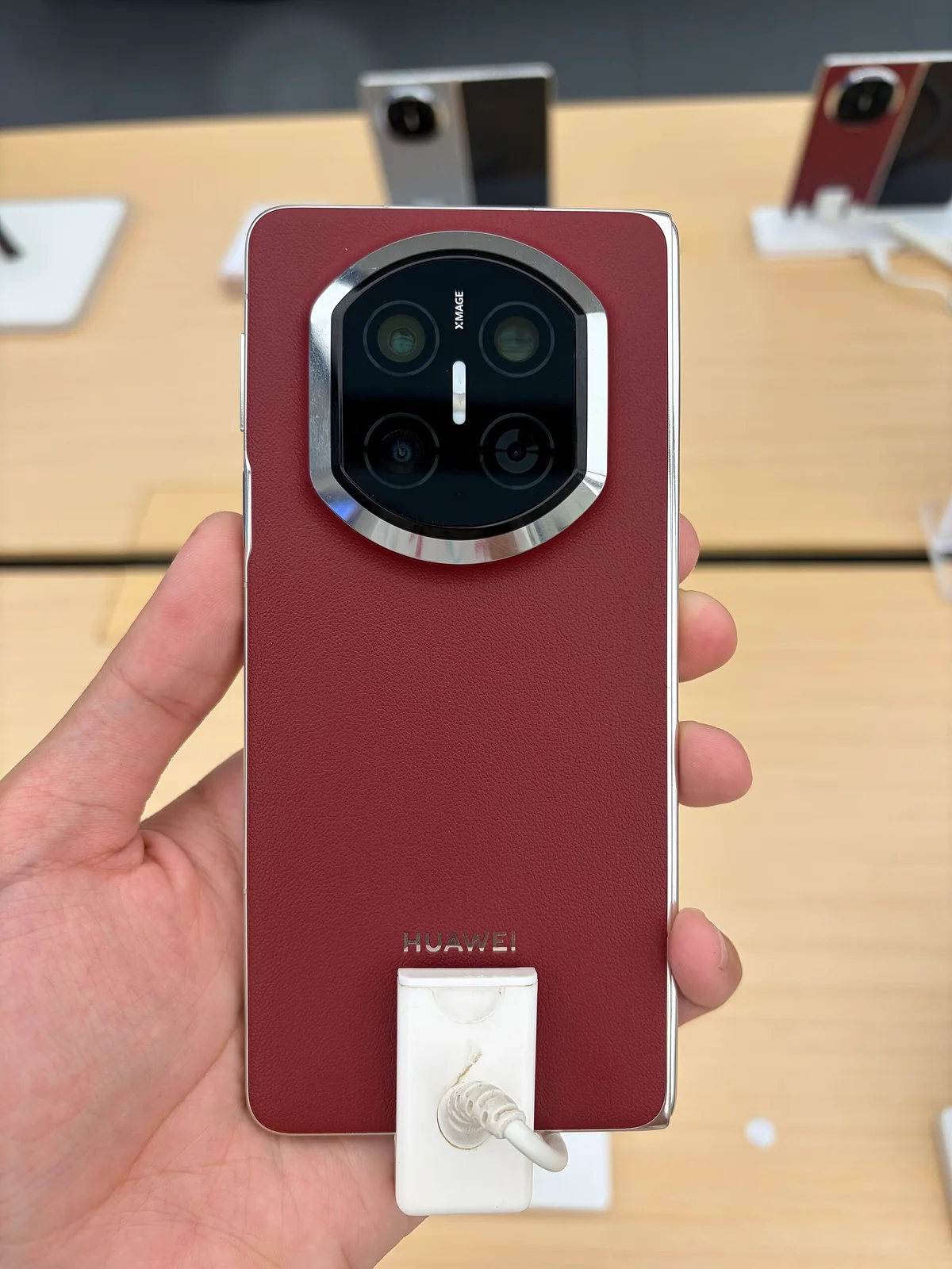 Huawei Mate X7, vista posteriore
